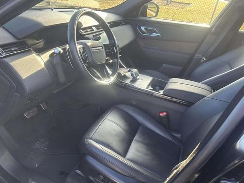 2025 Land Rover Range Rover Velar P250 SE R-Dynamic