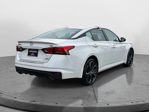 2023 Nissan Altima SR Intelligent AWD