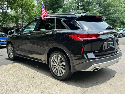 2023 INFINITI QX50 LUXE AWD