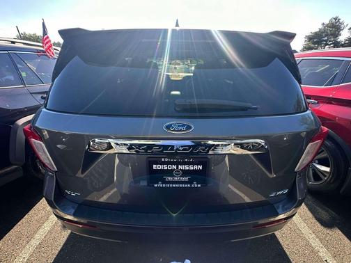 Carbonized Gray Metallic 2022 Ford Explorer XLT