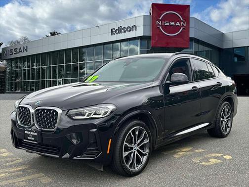 2022 BMW X4 xDrive30i