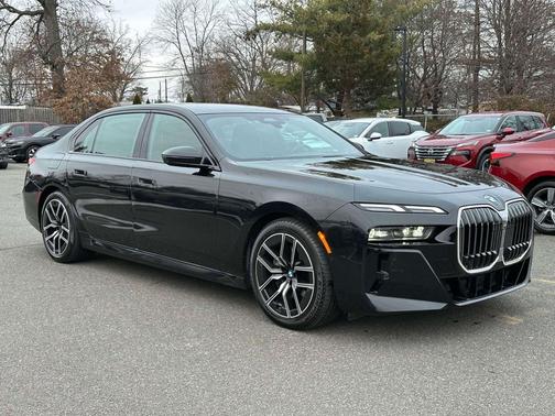 2024 BMW 740 xDrive