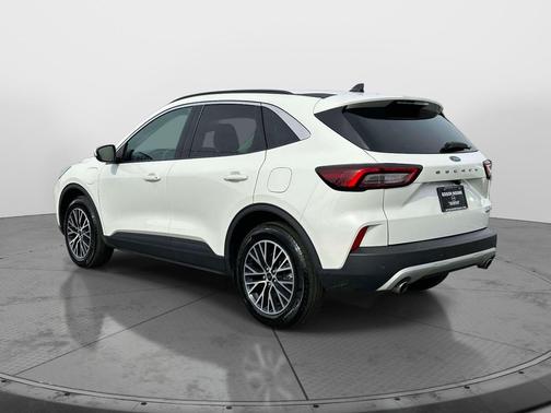 Star White Metallic Tri-Coat 2023 Ford Escape PHEV Base