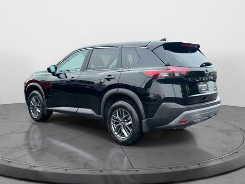 Super Black 2023 Nissan Rogue S