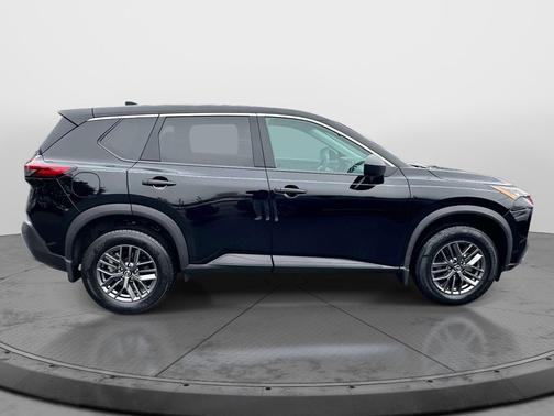 Super Black 2023 Nissan Rogue S