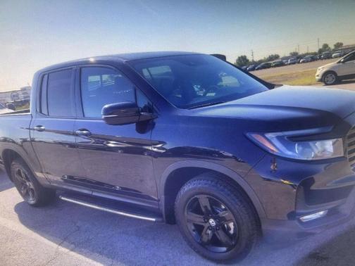 2023 Honda Ridgeline Black