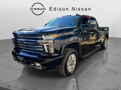 2022 Chevrolet Silverado 2500 High Country