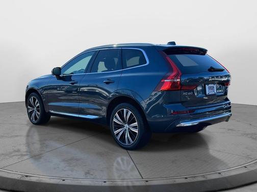 Denim Blue Metallic 2022 Volvo XC60 B5 Inscription