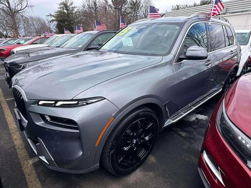 2025 BMW X7 xDrive40i