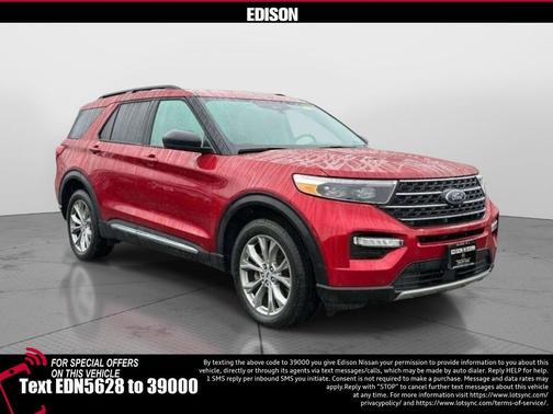 Rapid Red Metallic Tinted Clearcoat 2023 Ford Explorer XLT
