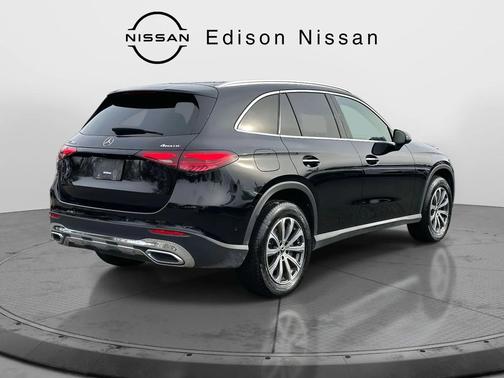 2024 Mercedes-Benz GLC 300 4MATIC