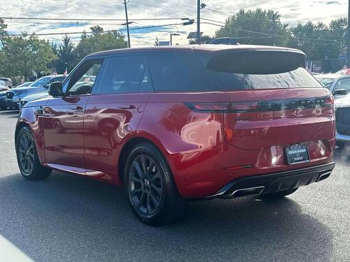 2024 Land Rover Range Rover Sport SE