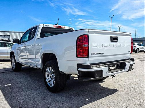 Summit White 2022 Chevrolet Colorado LT