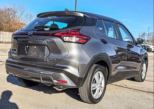 2021 Nissan Kicks S