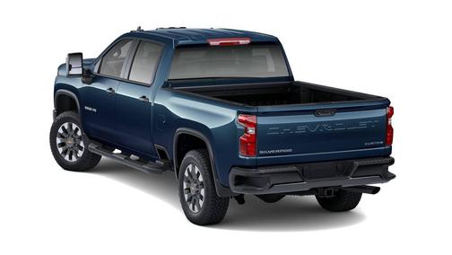 Lakeshore Blue Metallic 2026 Chevrolet Silverado 2500 Custom