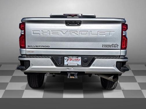 2023 Chevrolet Silverado 3500 High Country