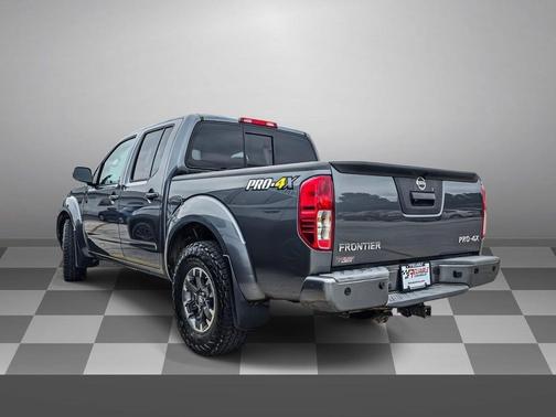 Gun Metallic 2016 Nissan Frontier PRO-4X
