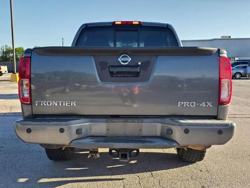 Gun Metallic 2016 Nissan Frontier PRO-4X