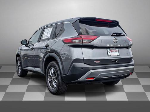 Gun Metallic 2023 Nissan Rogue S