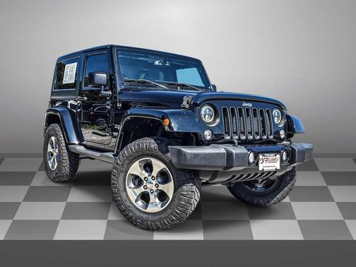 Black Clearcoat 2016 Jeep Wrangler Sahara