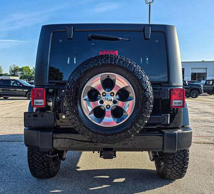 Black Clearcoat 2016 Jeep Wrangler Sahara