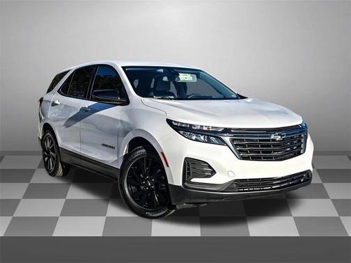 2023 Chevrolet Equinox LS