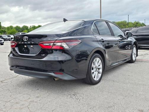 Midnight Black Metallic 2022 Toyota Camry LE