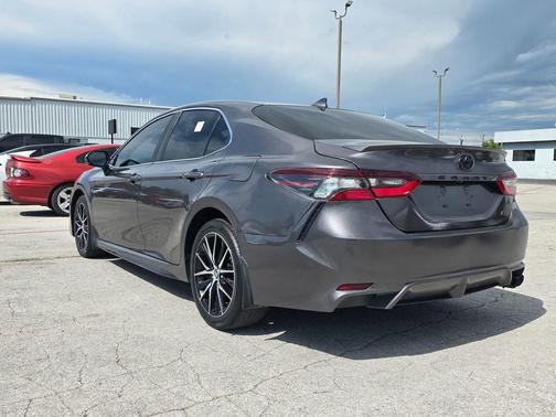 Predawn Gray Mica 2024 Toyota Camry SE