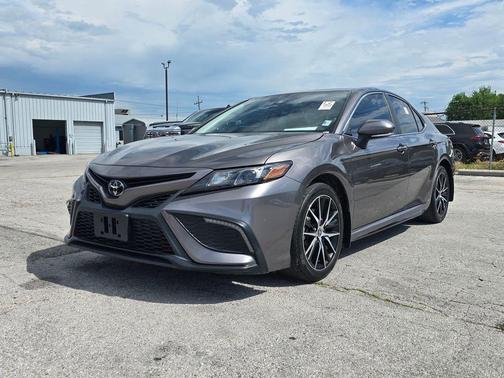 Predawn Gray Mica 2024 Toyota Camry SE