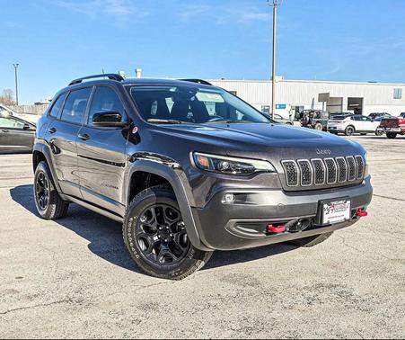 2022 Jeep Cherokee Trailhawk