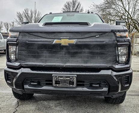 2024 Chevrolet Silverado 2500 Custom