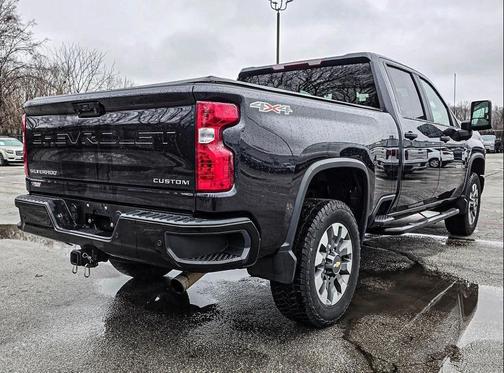 2024 Chevrolet Silverado 2500 Custom