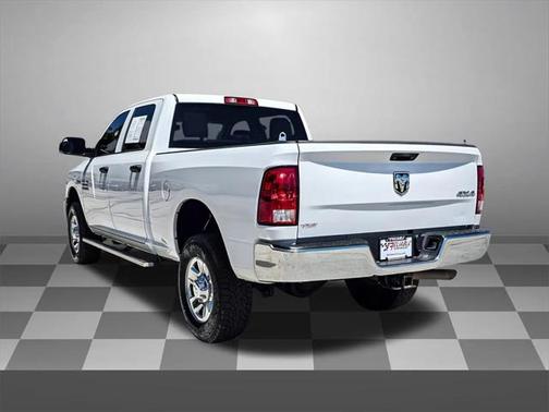 2018 RAM 3500 Tradesman Crew Cab 4x4 6'4' Box