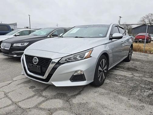 2021 Nissan Altima 2.5 SV