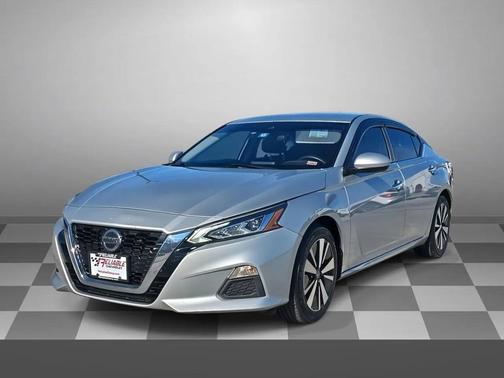 2021 Nissan Altima 2.5 SV