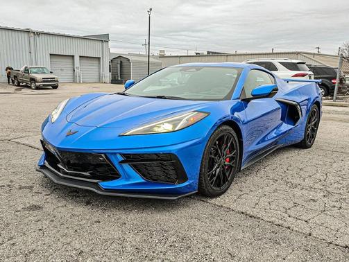 2026 Chevrolet Corvette Stingray w/2LT