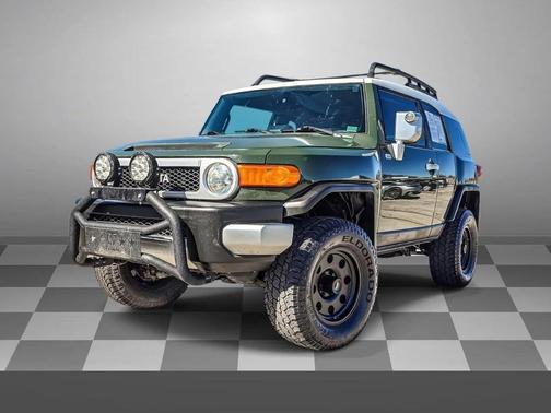 2013 Toyota FJ Cruiser Base