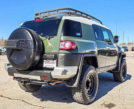 2013 Toyota FJ Cruiser Base