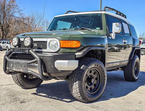 2013 Toyota FJ Cruiser Base