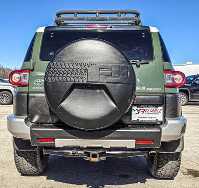 2013 Toyota FJ Cruiser Base