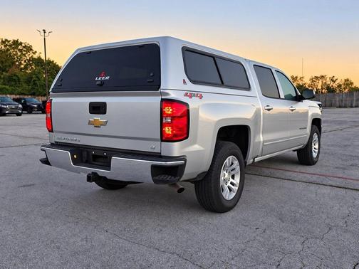 Silver Ice Metallic 2018 Chevrolet Silverado 1500 1LT