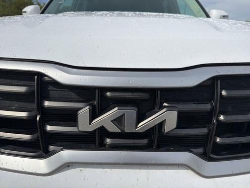 Glacial White Pearl 2025 Kia Telluride S