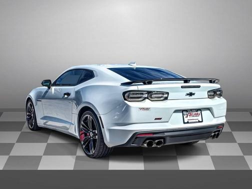 Summit White 2023 Chevrolet Camaro 1SS