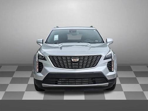2022 Cadillac XT4 Premium Luxury