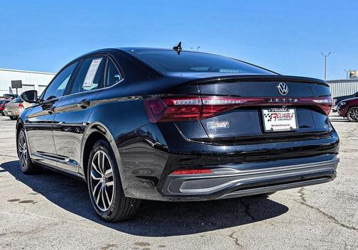 2025 Volkswagen Jetta 1.5T SE