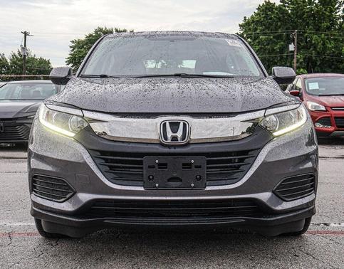 Modern Steel Metallic 2020 Honda HR-V LX