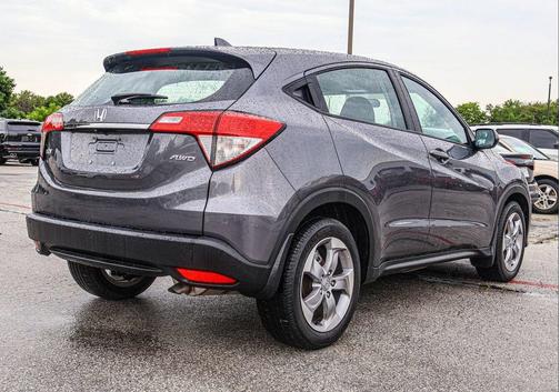 Modern Steel Metallic 2020 Honda HR-V LX