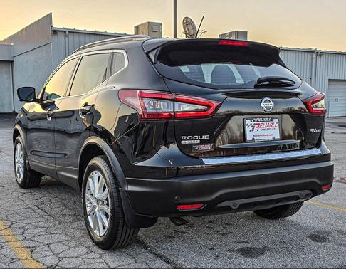 2021 Nissan Rogue Sport SV