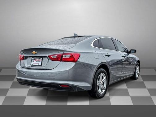 Sterling Gray Metallic 2024 Chevrolet Malibu FWD 1LT