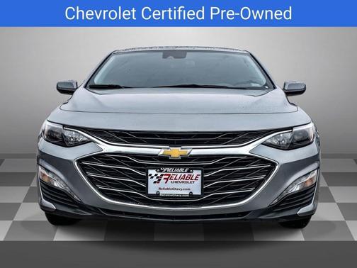 Sterling Gray Metallic 2024 Chevrolet Malibu FWD 1LT